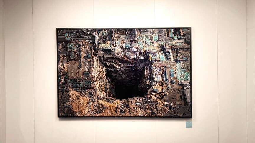 Yapay Zeka ve Fotoğrafın Sanatsal Dansı: "Hypertopographics #14" İstanbul’da Sahne Aldı